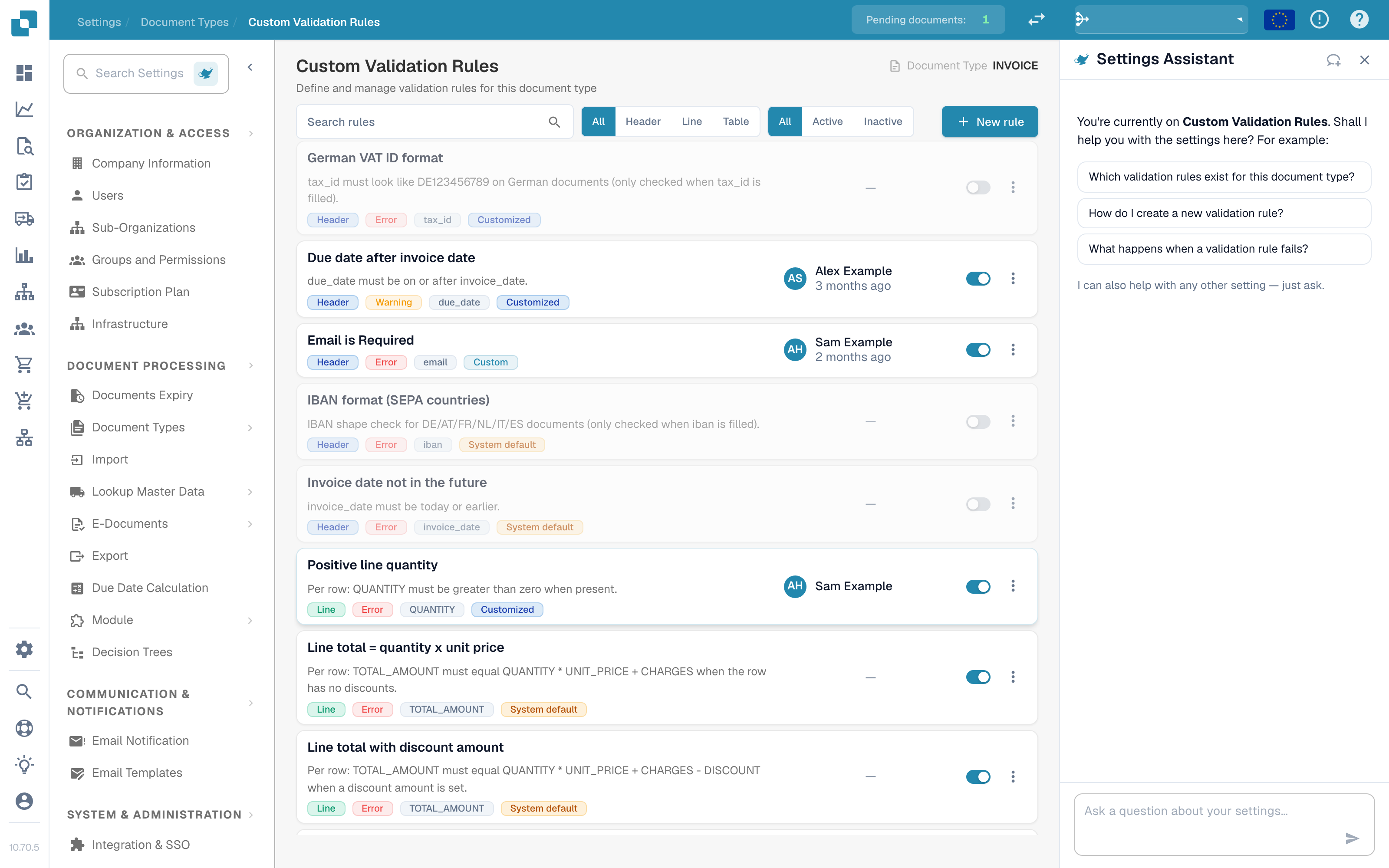 Settings 中的 Custom Validation Rules 页面，规则列表位于中间，右侧的 Settings Assistant 提供三个建议问题